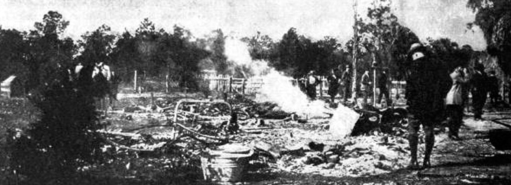 Ruins of a burned African American home - Rosewood, Florida. 1923. Black & white photoprint. State Archives of Florida, Florida Memory. Accessed 2 Feb. 2016.